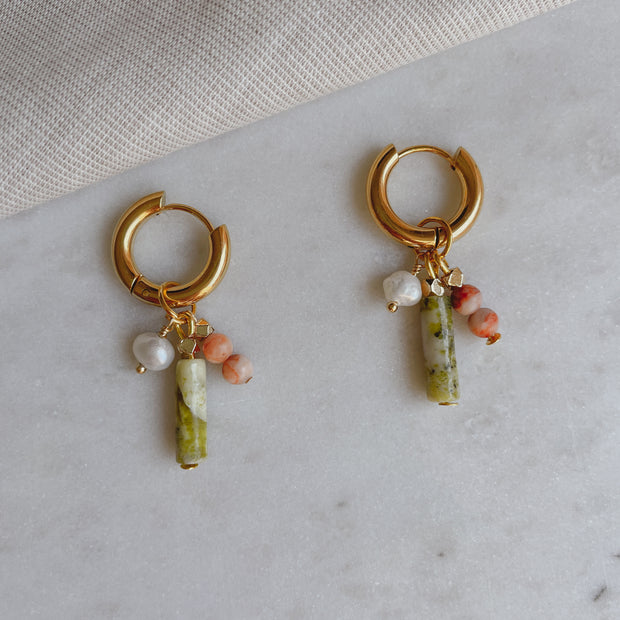 Creolen mit Natursteinen & Süßwasserperlen